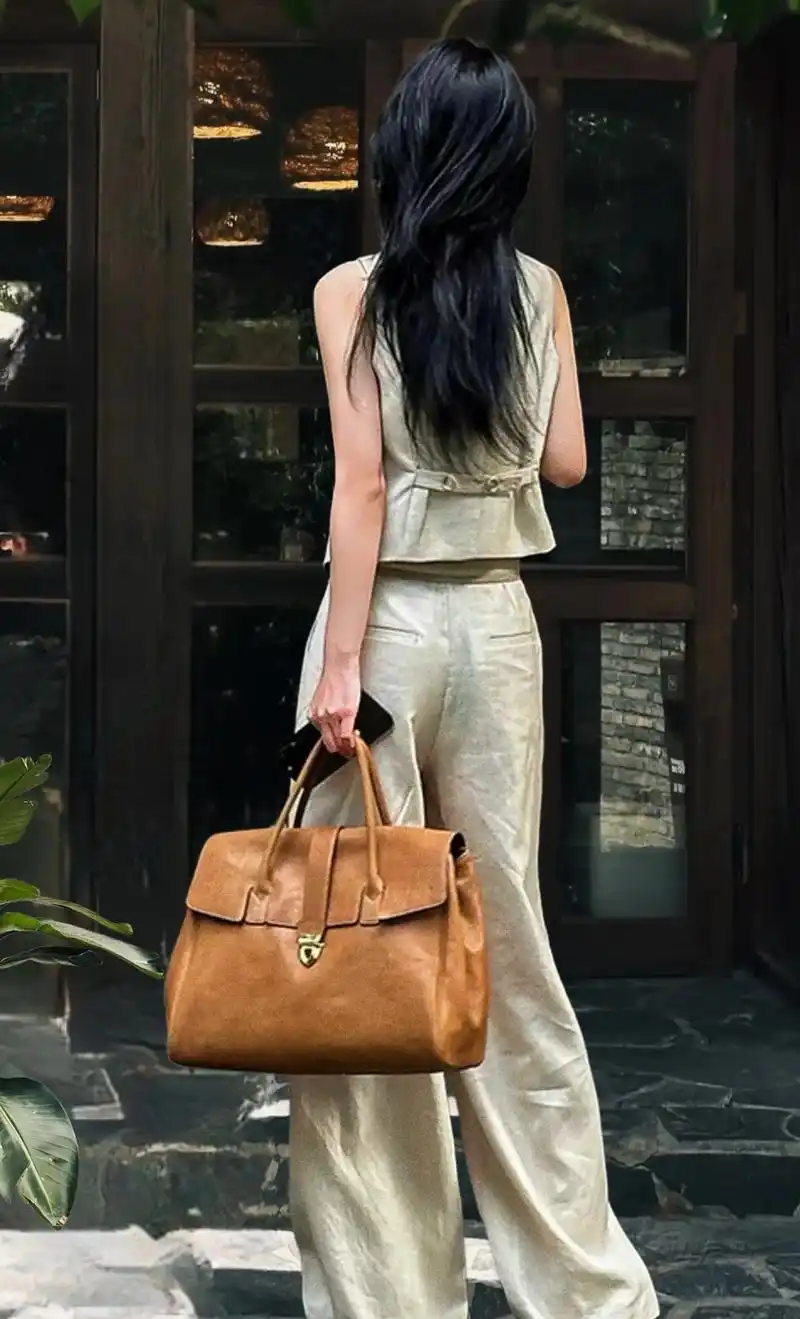 大方～法式复古的韵味十足～看背影就惊艳到我了～时髦洋气～日常通勤