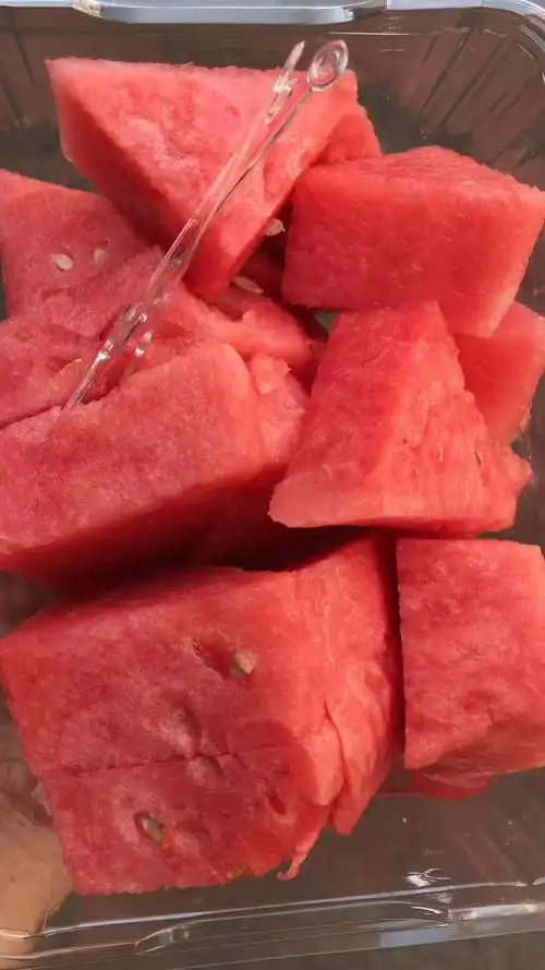 98元一斤的上海美都麒麟西瓜,现价2.98元一斤了