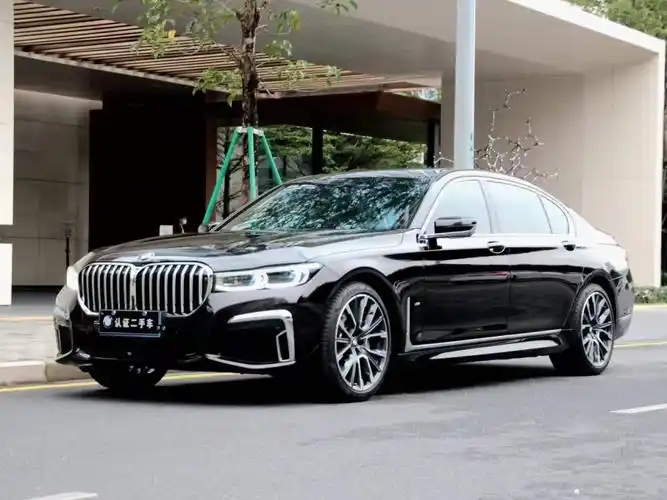 【深圳市二手车】宝马 宝马7系 2022款 740li xdrive 行政型 豪华套装