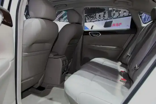 东风日产轩逸空间体验