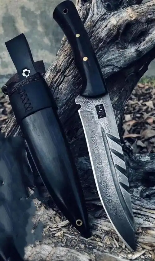 「鉴赏」户撒手工千层钢猎刀—守护者