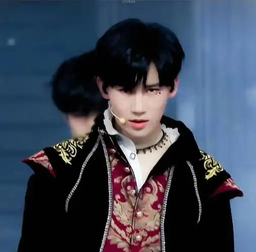 爱豆头像收集铺