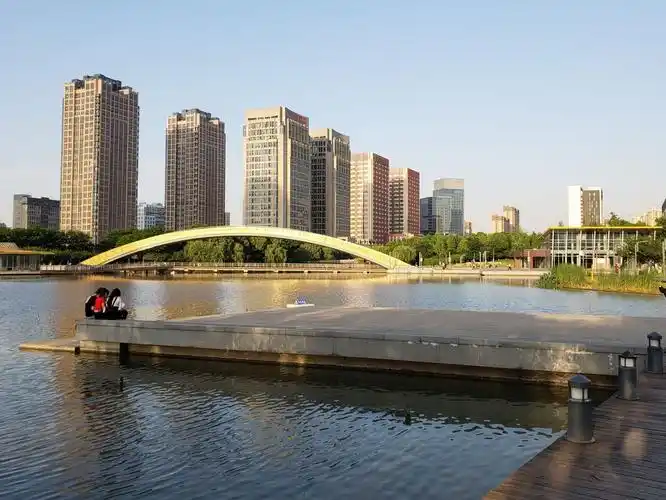 昆山花桥国际商务中心中央公园好玩吗,昆山花桥国际商务中心中央公园