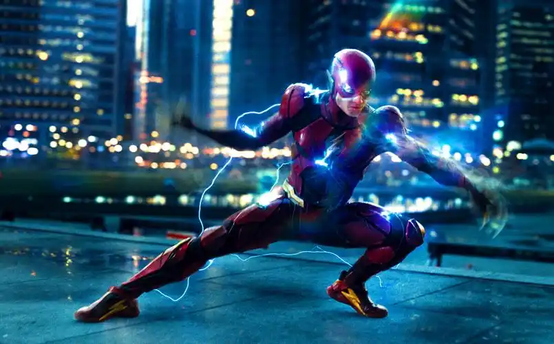 闪电侠再次定档正义联盟只剩两名成员闪电侠或许逆转未来