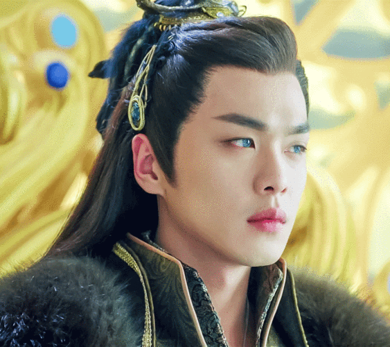 为什么总有人质疑张若昀的羽皇呢?