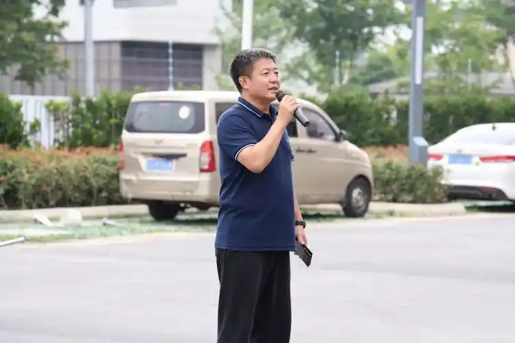 江苏北人董事长朱振友出席活动并发表讲话.