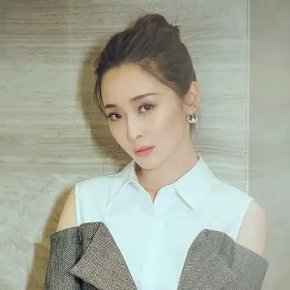 李曼个人资料_李曼演过的电视剧_李曼八卦_李曼简历简介_百战网