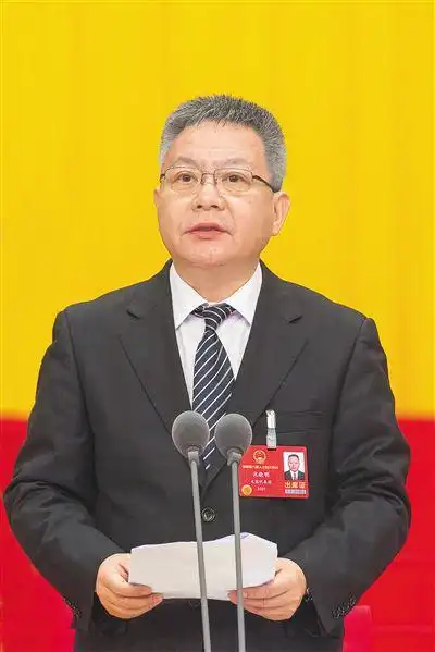 海南省六届人大四次会议隆重开幕沈晓明主持