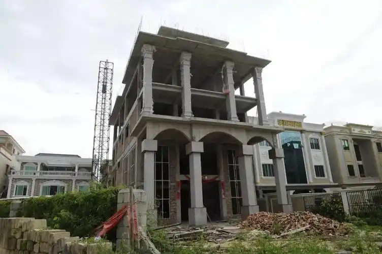 "冰毒教父"和他的地下王国覆灭记