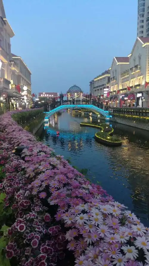 微旅游一一家乡盐城的欧风花街