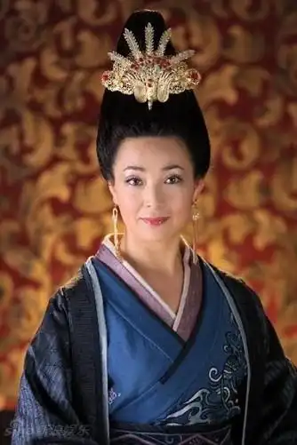 是中国历史上三大女性统治者(吕后,武则天,慈禧太后)的第一个.