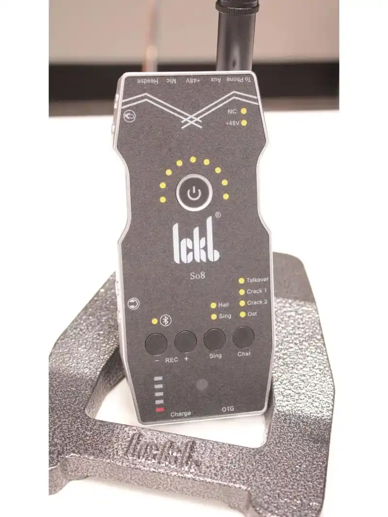 今日标题手机声卡分享.想入手声卡的看过来~ 手机差不多大小的 - 抖音