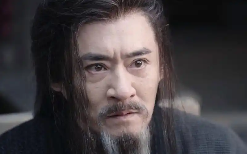 修庆 一个可以驾驭龙须刘海儿的男人