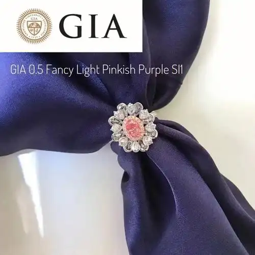 值得珍藏粉钻戒指