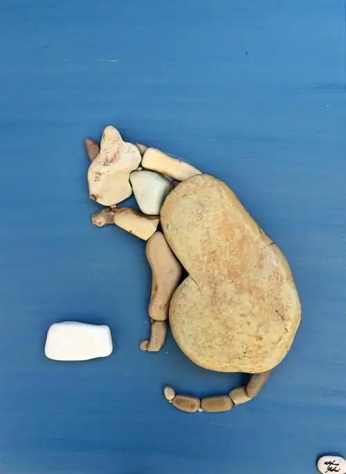 25张沙滩石头造型艺术作品欣赏