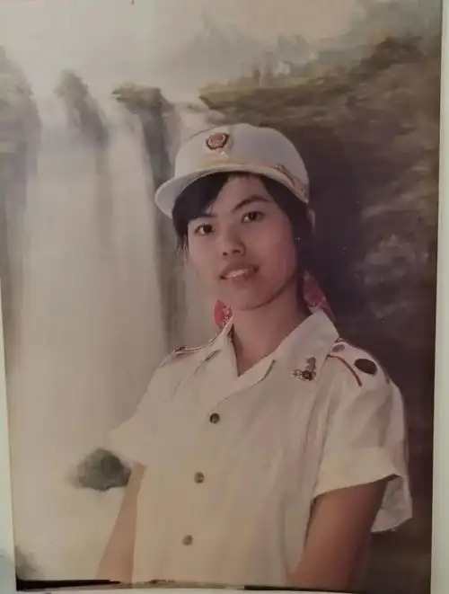 百名老警访谈雪梅绽放峡江坚守31年做好交通警察一件事