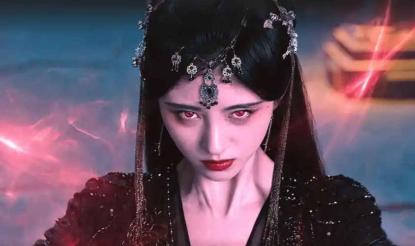 《花戎》魏枝黑化成黑凤凰,炎越被囚禁?