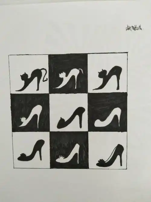 这幅作品是渐变构成,单形逐渐的,有规律的循序变动.