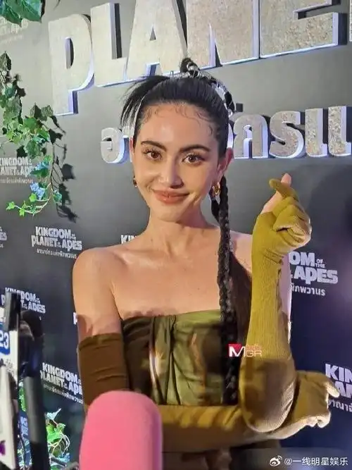 其实吧,泰国的民风就是这样松弛,包括明星,卷不过很正常,但是要是