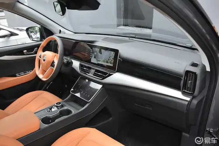 【威马w62021款520km pro全能版内饰全景副驾驶员方向汽车图片-汽车