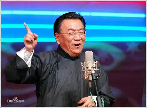 侯耀华收何云伟做徒弟了吗侯耀华有几个子女