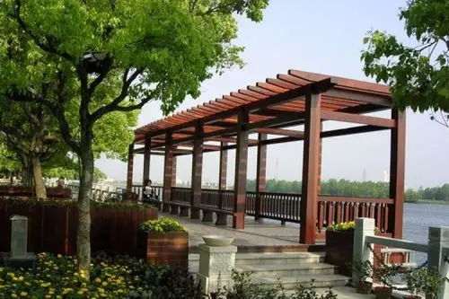 济南庭院防腐木廊架厂家直销