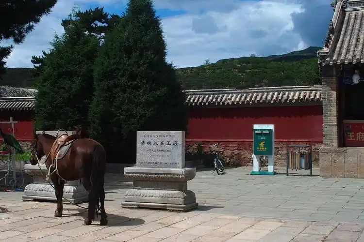 内蒙赤峰王爷府  (喀喇沁亲王府)