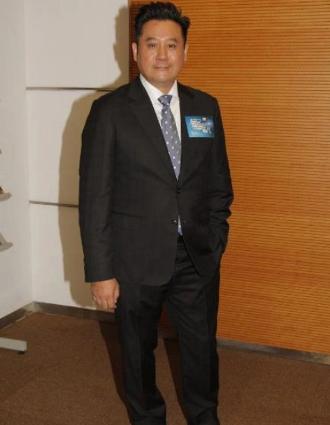 tvb金牌绿叶,51岁转行开肉铺,欧阳震华到场支持,袁咏仪一周光顾2次