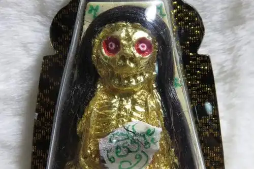 泰国最凶最牛的阴牌是什么说说泰国佛牌阴牌的那些事儿