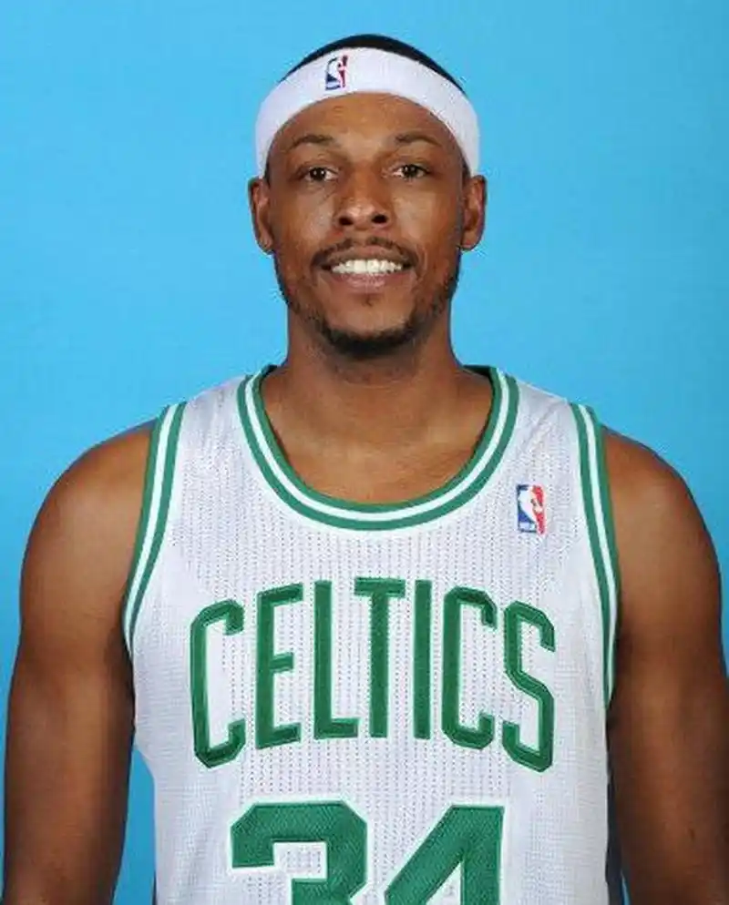 nba# 《我眼中的皮尔斯:从小子到传奇》  保罗·皮尔斯是nba历史上最