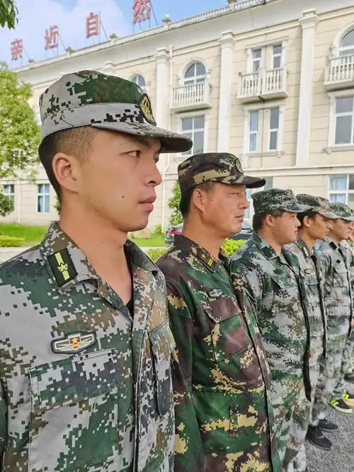 基地教官内增素养外升形象,个人魅力展示