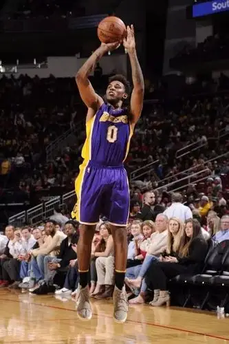 尼克杨加盟cba问号之道指日可待