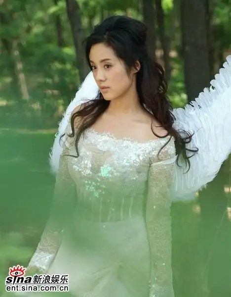 资料图片:哈辉精彩写真(24)