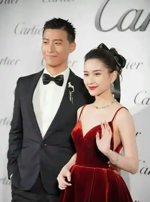 何超莲否认与窦骁婚变传闻,甜蜜分享恋情现状,坦言生子顺其自然