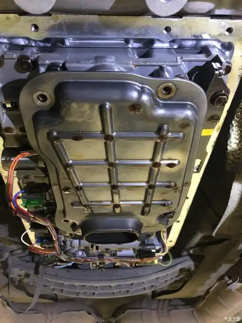 锐志换变速箱油重力换好,还是循环,那种变速箱油好,谢谢