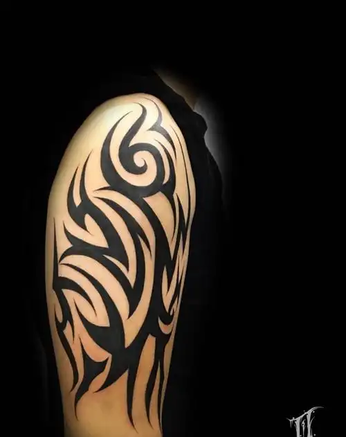 图腾纹身图片_手臂图腾纹身图案