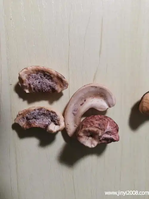 腰果有酸味是不是霉变腰果发黄还能吃吗