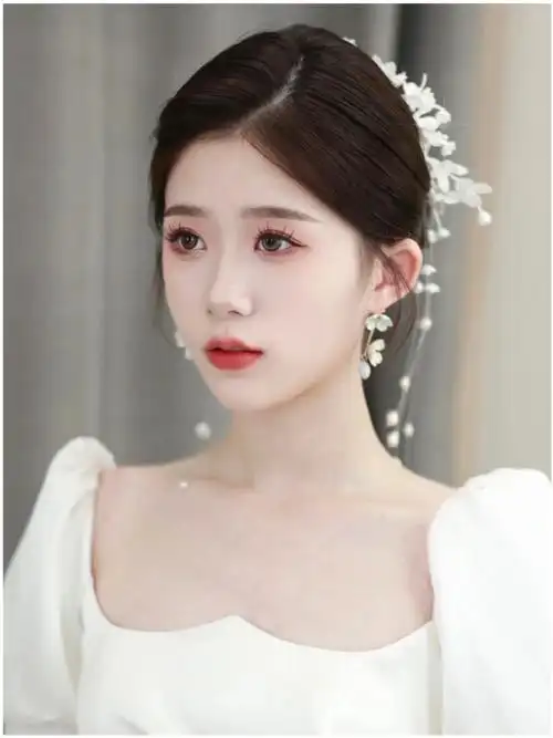 温柔韩式盘发造型轻轻松松头包脸get