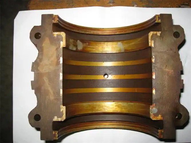 产品详情在线咨询0513-87377986品牌:滚道形状:滑动轴承轴瓦产品展示