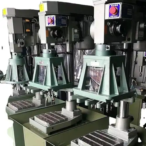 多轴攻丝机多头攻丝机 多头钻孔机数控攻丝机钻孔机厂家设备定制