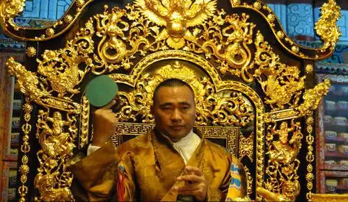 东宝 仲巴仁波切