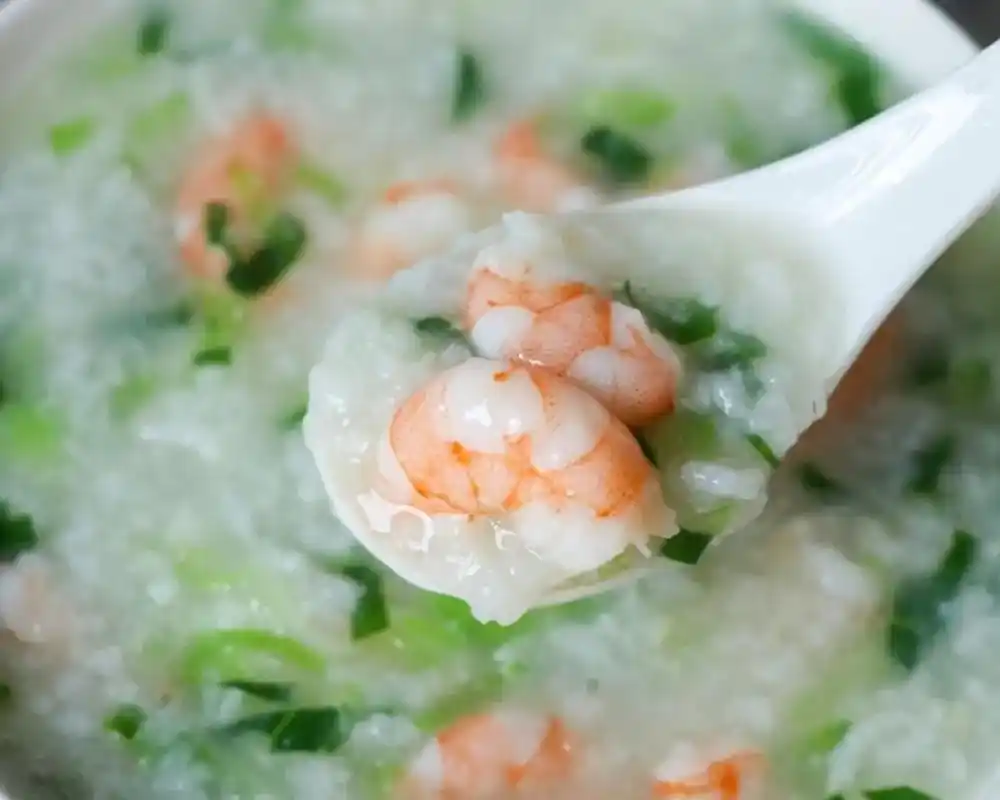 鲜香十足青菜虾仁粥,完全没有技术含量哦.#美食教程 #抖音图 - 抖音