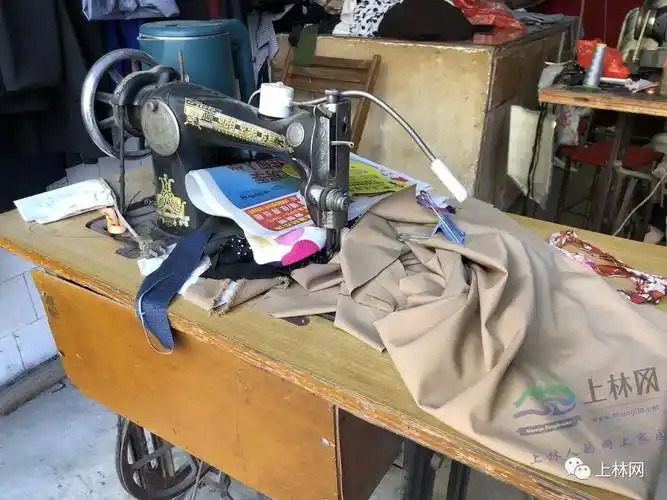隐匿在上林街头10多年的老裁缝店,一针一线缝出岁月情怀!