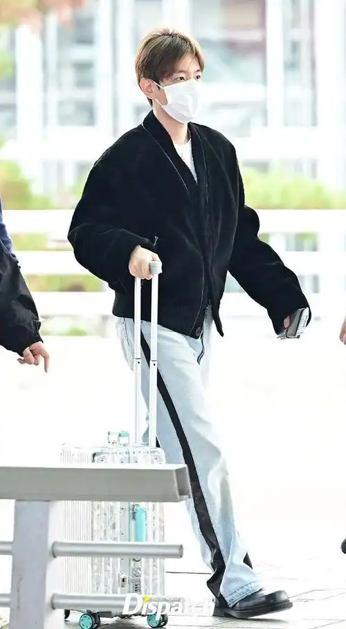 边伯贤英雄联盟单曲paranoia##边伯贤