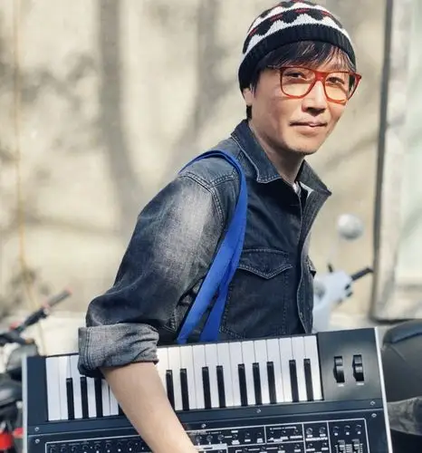 当张亚东的话越来越少时乐队的夏天就开始变味了