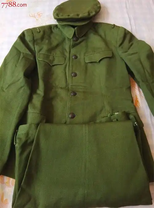 带肩章-价格:5800元-se23498129-旧军服-零售-7788收藏__中国收藏热线