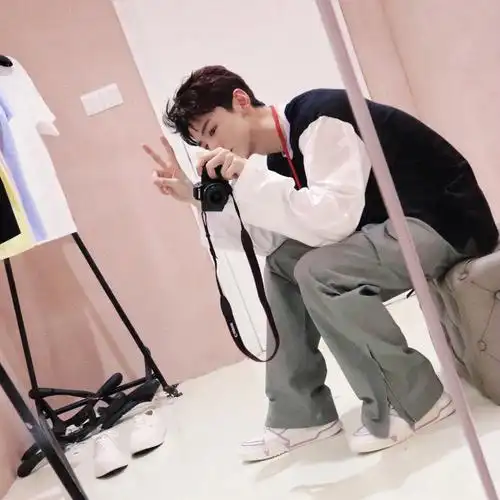 男生头像白敬亭这不帮男朋友安排一波