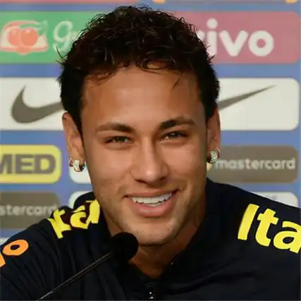 足球巨星内马尔帅气素材合集让你get内马尔的帅气哦