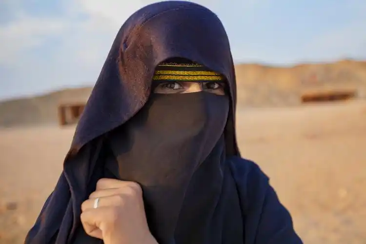 不一样的阿拉伯美女