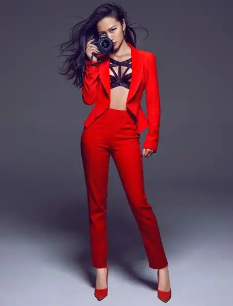 陈漫拍摄男人装大片时尚摄影师从幕后走到台前